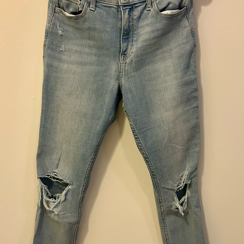 Distressed Light Blue Jeans